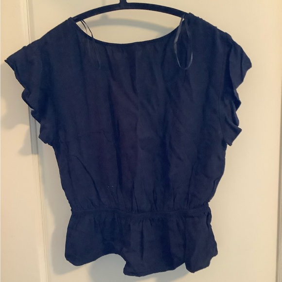 Flowy button down blouse - Picture 2 of 3